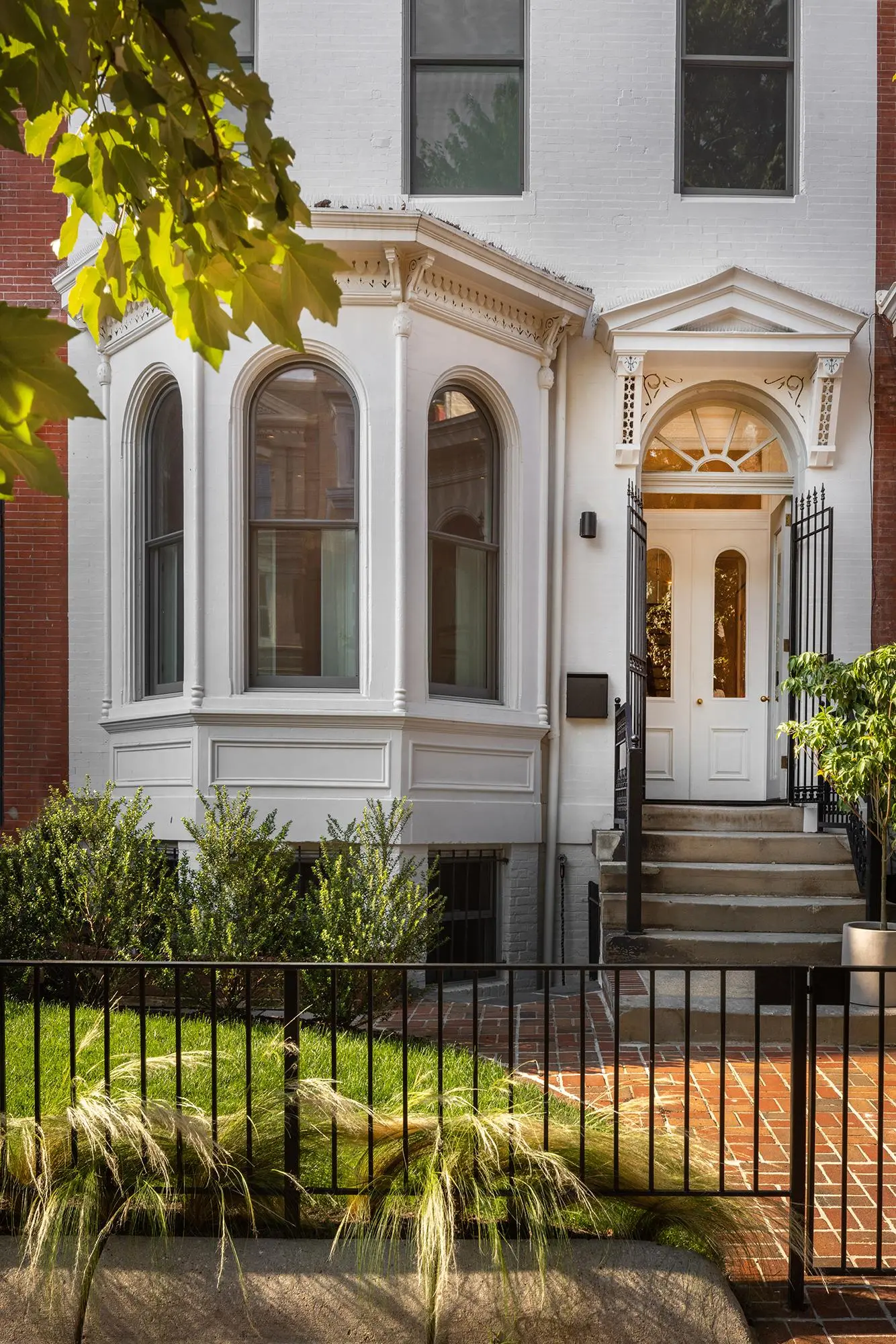 Meridian Condos - Image 1